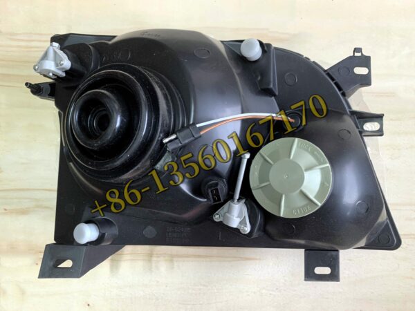 CN3C1513006AB Front Tail Lamp Assembly For Ford Transit - Image 2